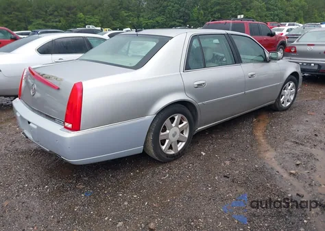 2007 Cadillac Dts V8 z USA, uszkodzony, nr VIN 1G6KD57Y17U180455